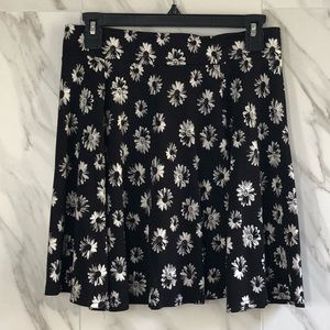 Black and White Sunflower Print Skirt